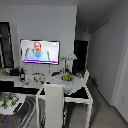 Daire Shtepija E Lindes *